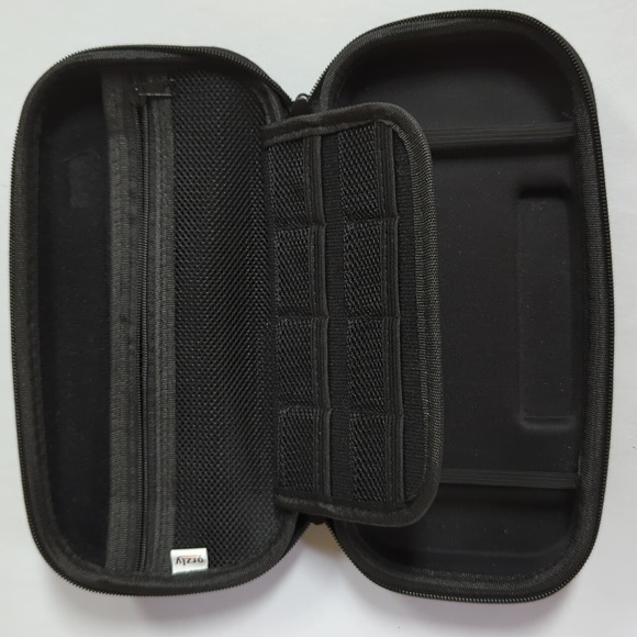 Orzly, Nintendo switch lite case. - Picture 3 of 7